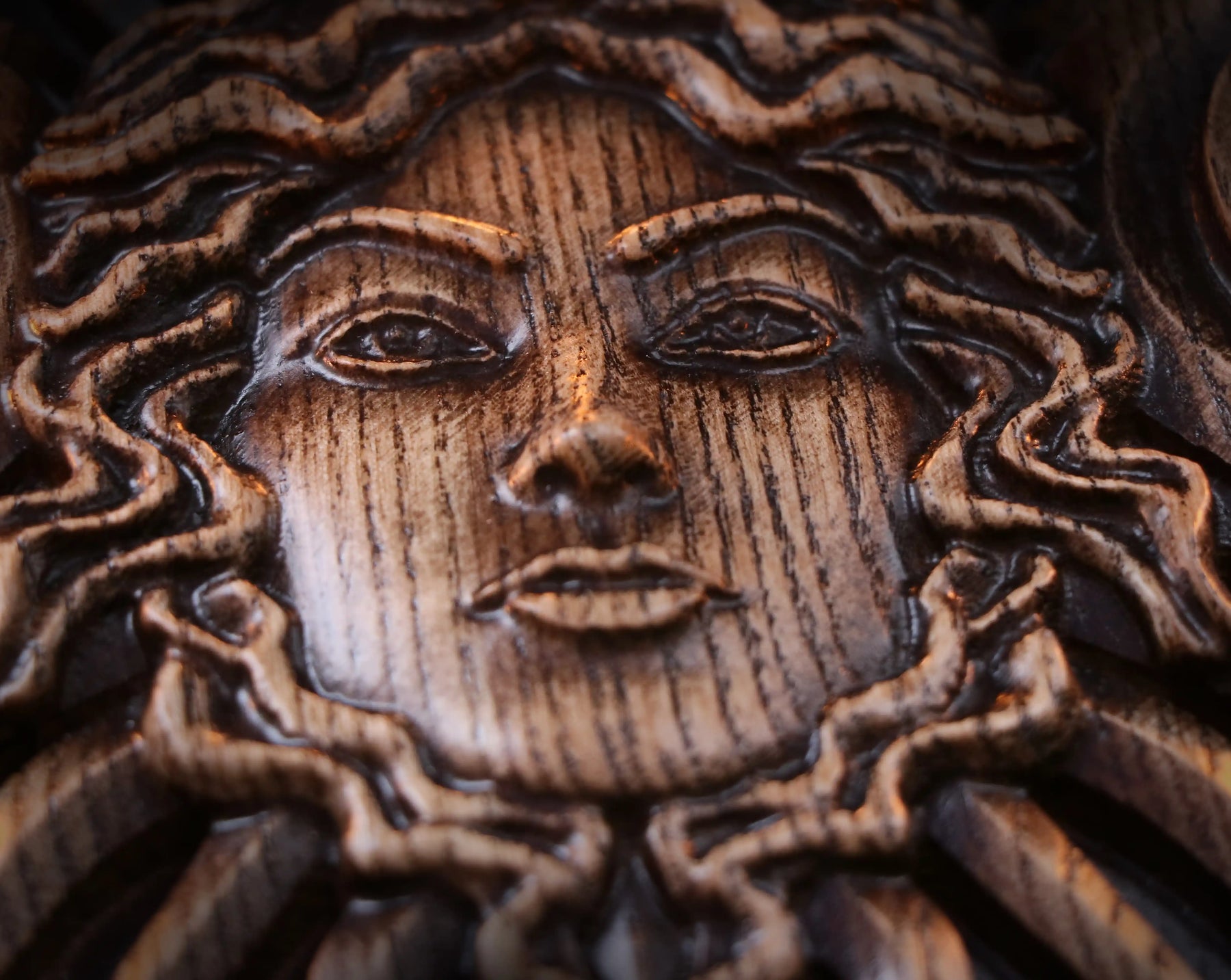 Detailed photo of Hecate Candle holder made of wood