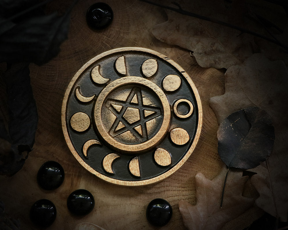 WOODEN Candle holder with Pentagram and moon phases