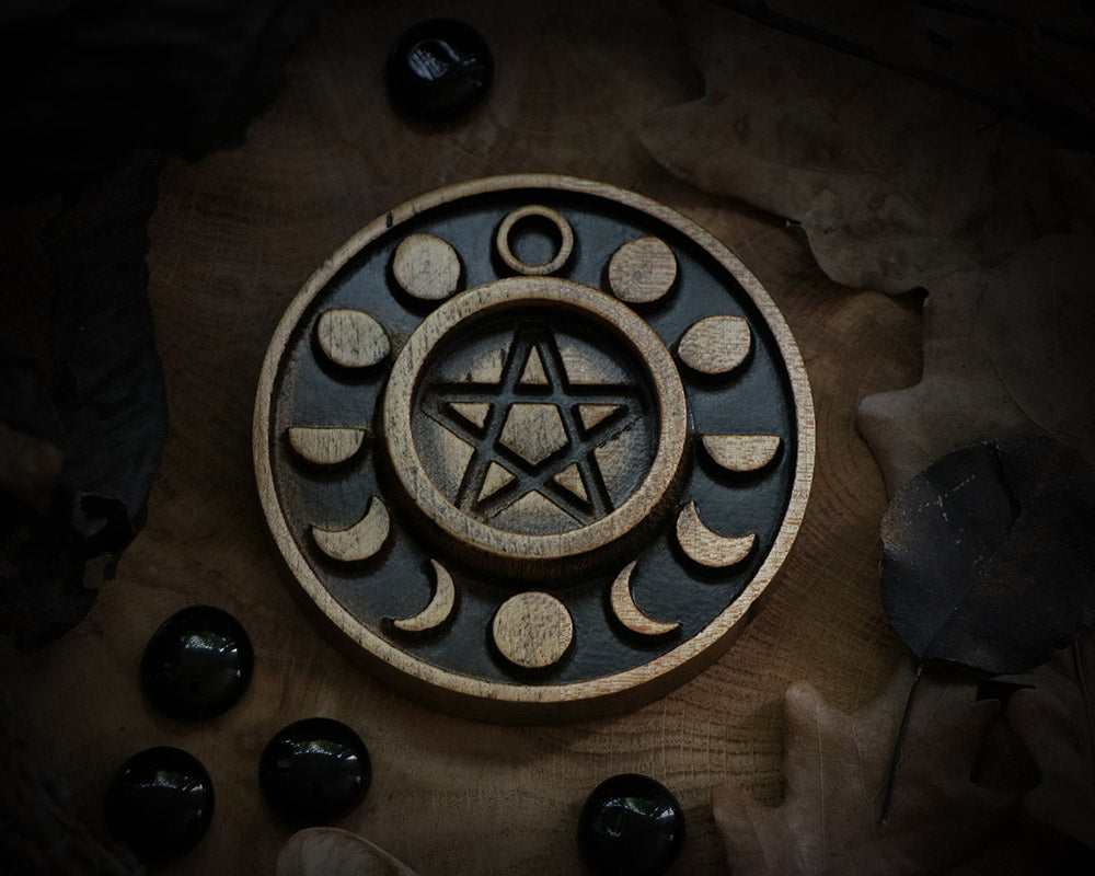 WOODEN Candle holder with Pentagram and moon phases