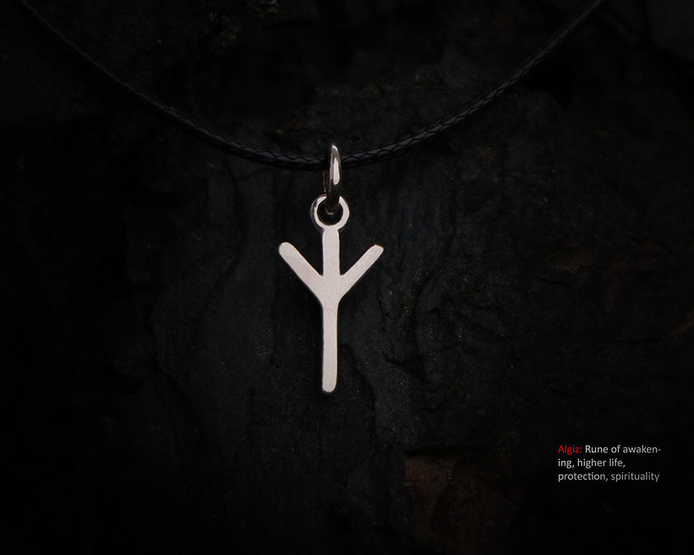 algiz rune pendant