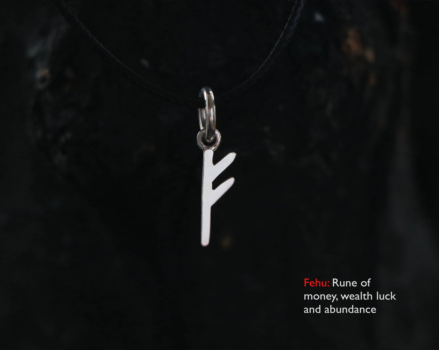Fehu rune pendant