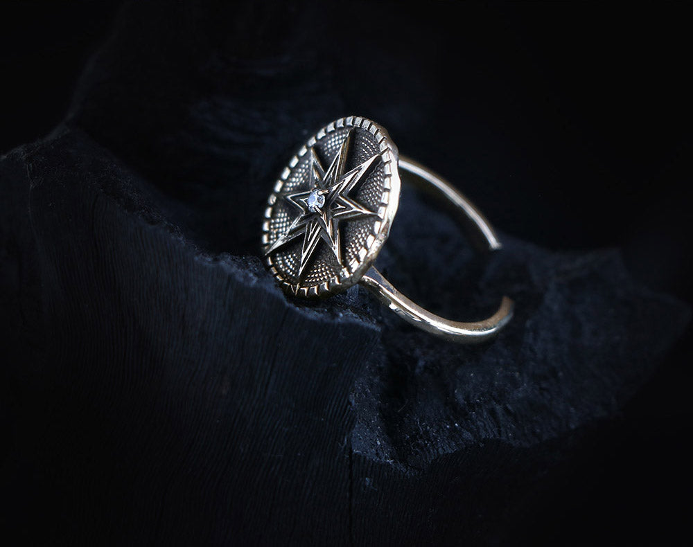 Bronze ring related to Ishtar Goddess