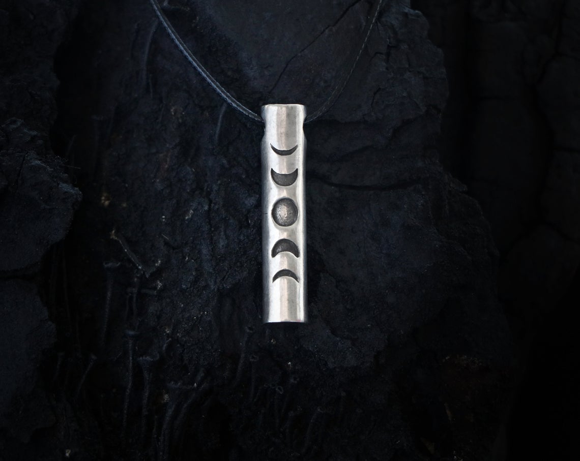 MOON PHASE Pendant