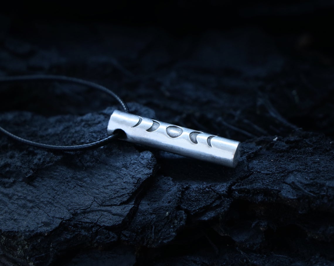 MOON PHASE Pendant