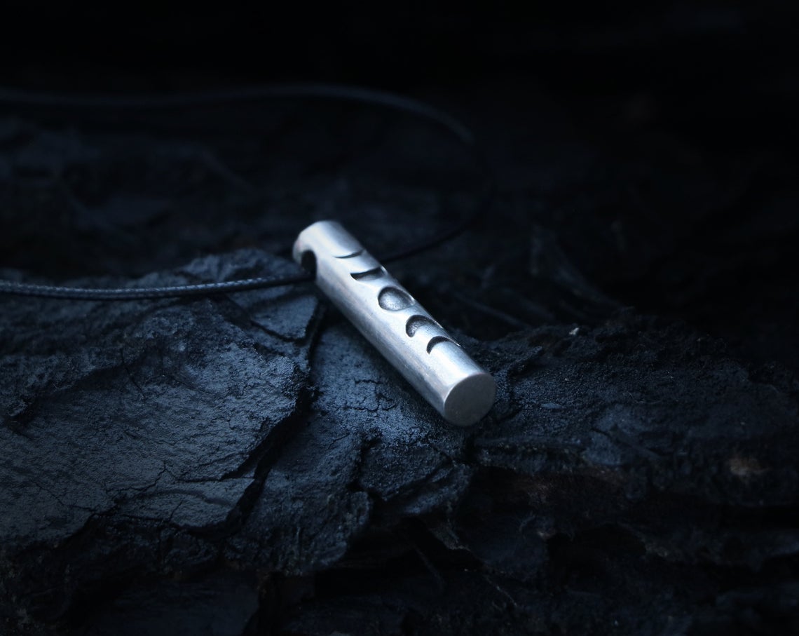 MOON PHASE Pendant