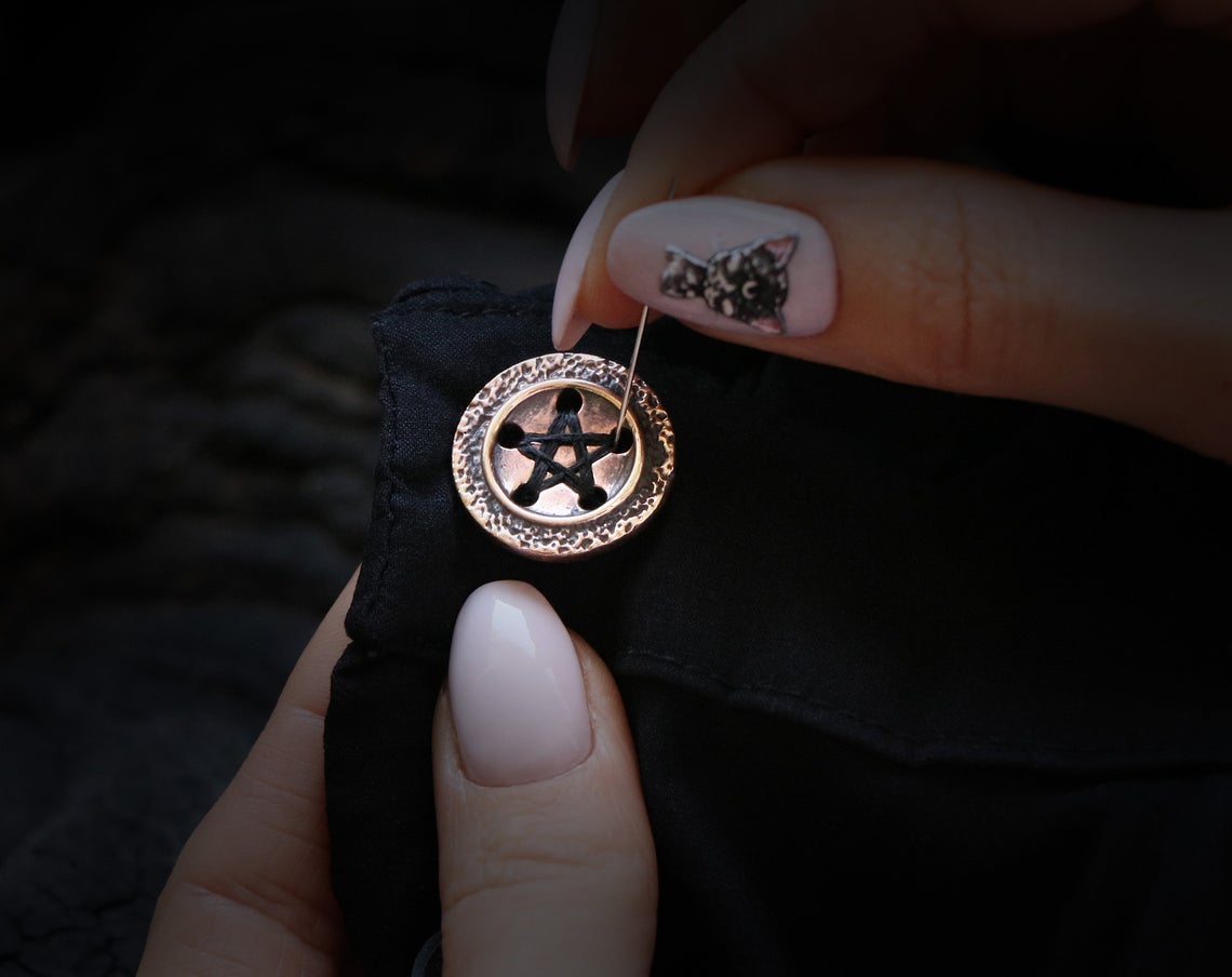 Pentagram Button