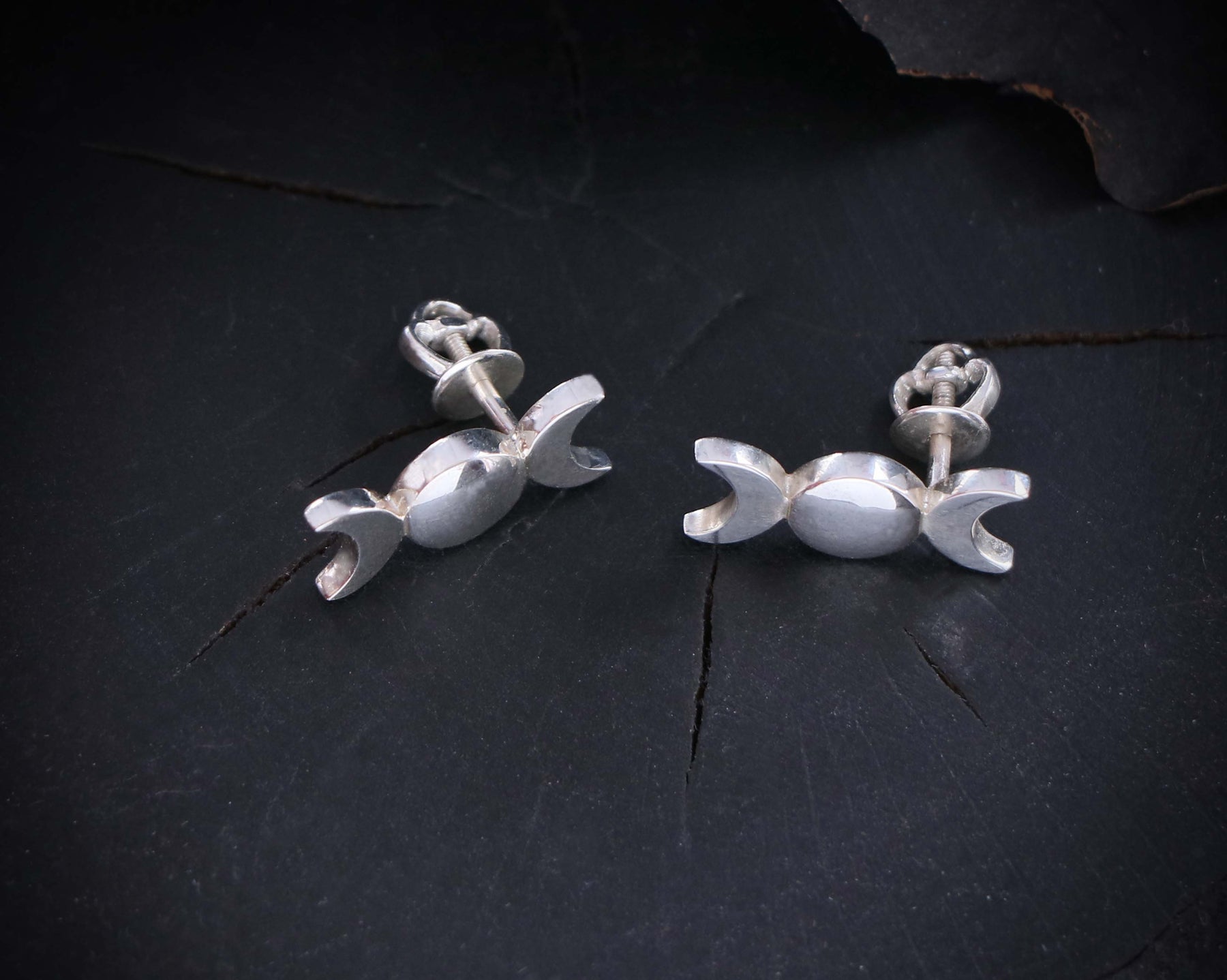 TRIPLE MOON EARRINGS