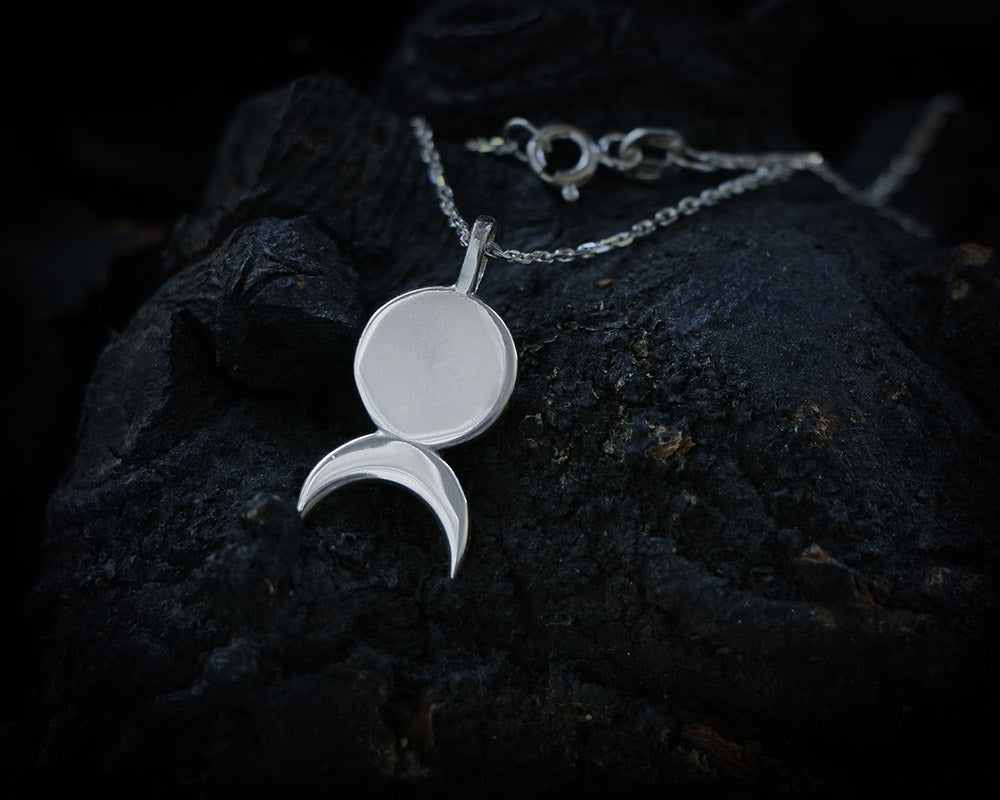 Obsidian Necklace back side