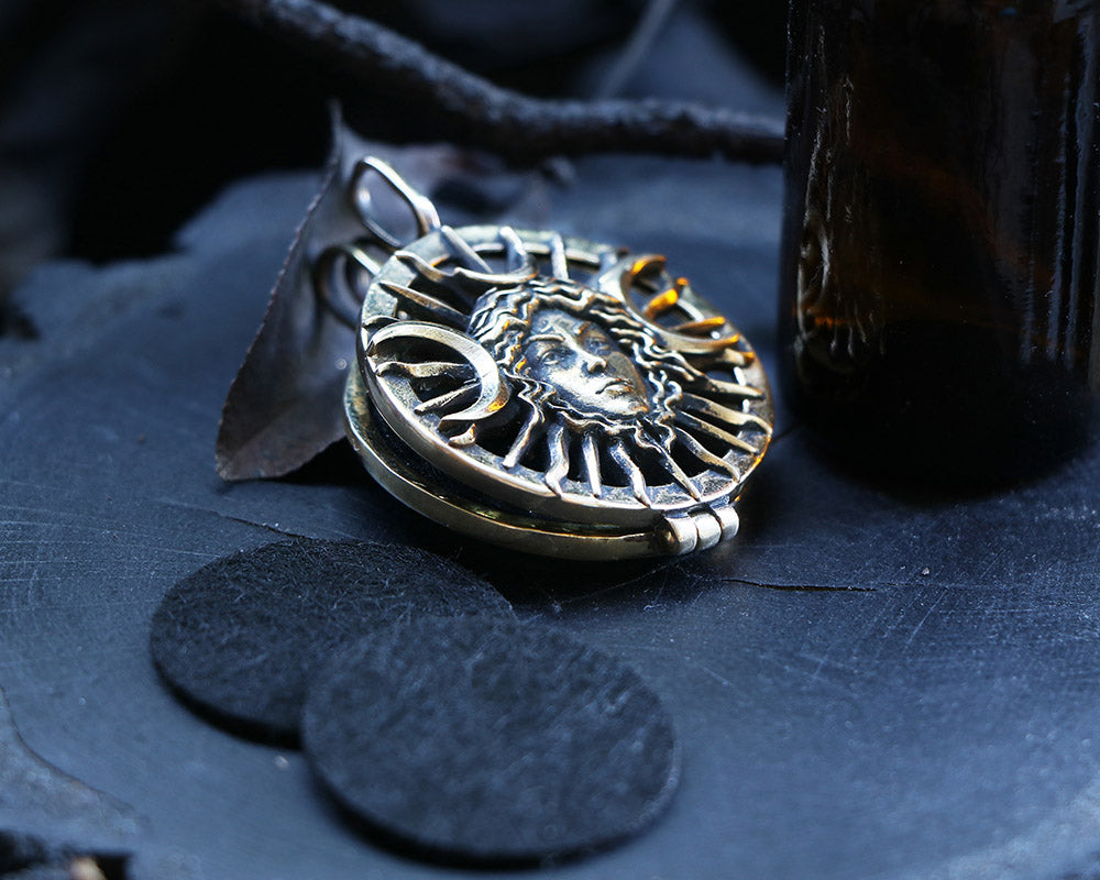 oil diffuser with Hecate Goddess