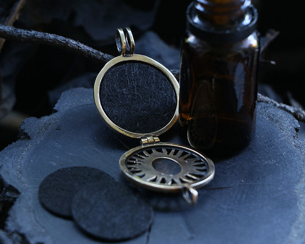 oil diffuser pendant