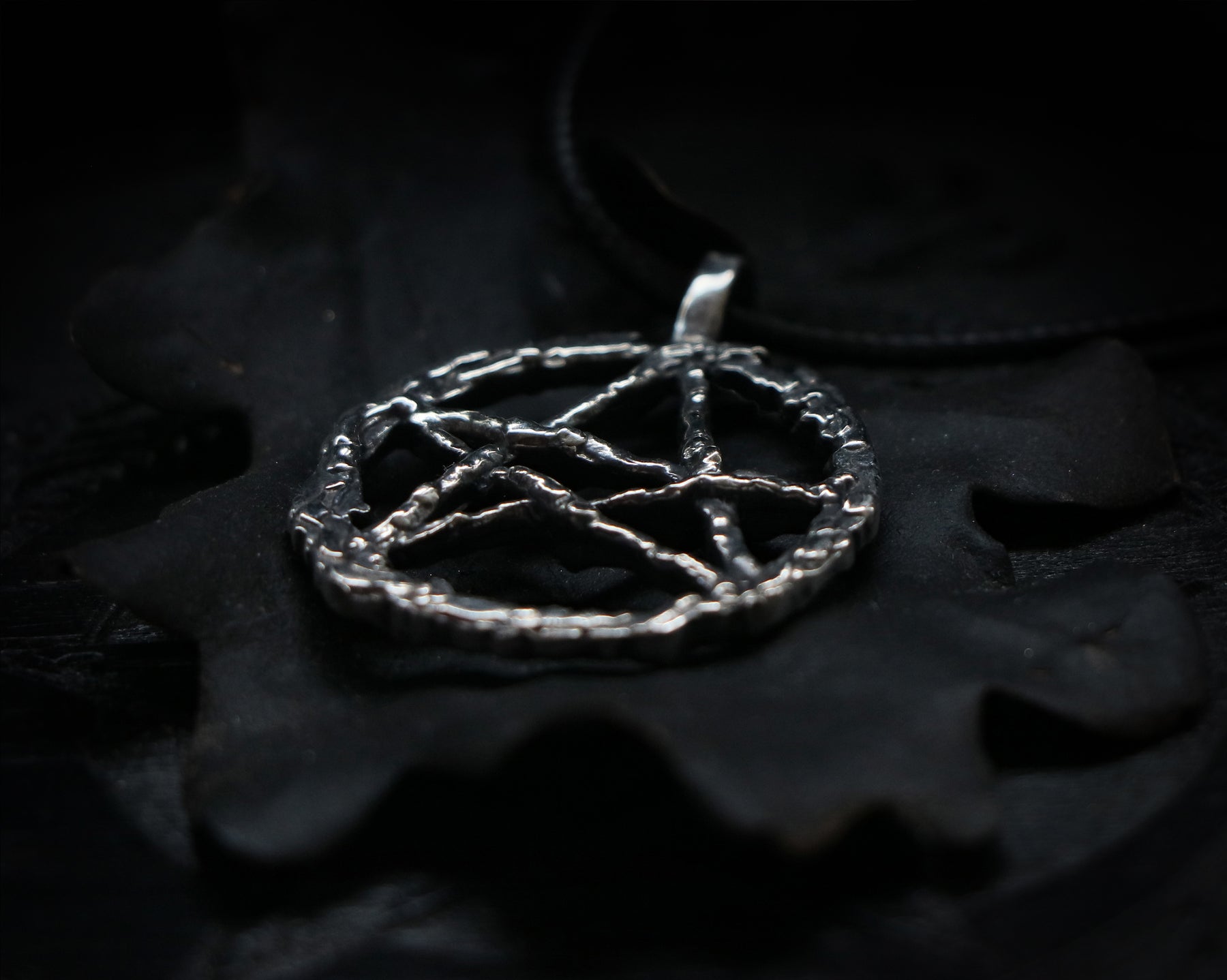 pentagram pendant made of silver