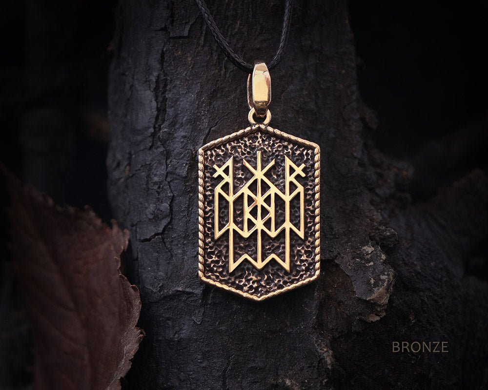 PROTECTION RUNE AMULET