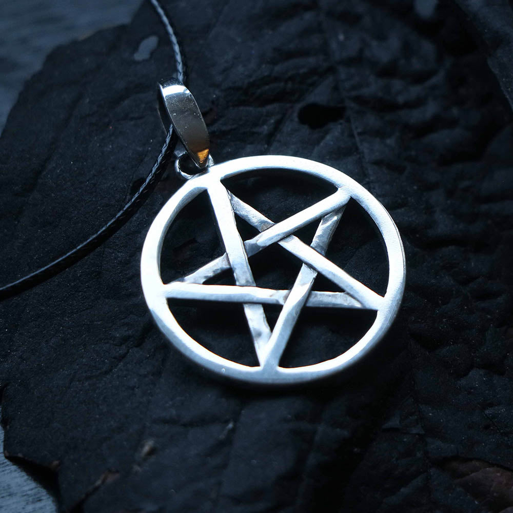 Unraveling Misconceptions: Understanding the Difference between the Pentacle and the Pentagram