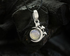 Necklace with Moonstone - Sterling Silver