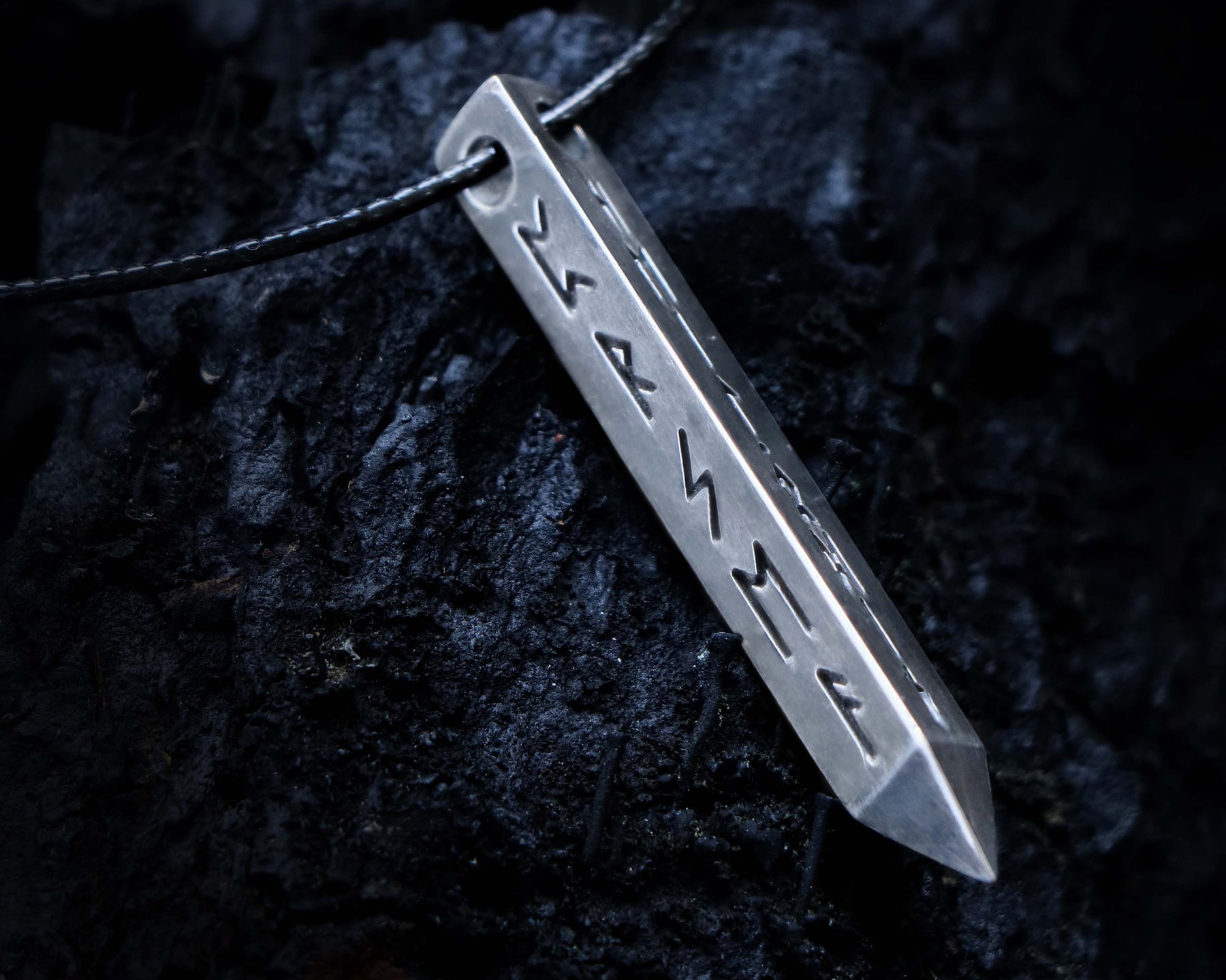 RUNIC AMULET to improve PREDICTION abilities