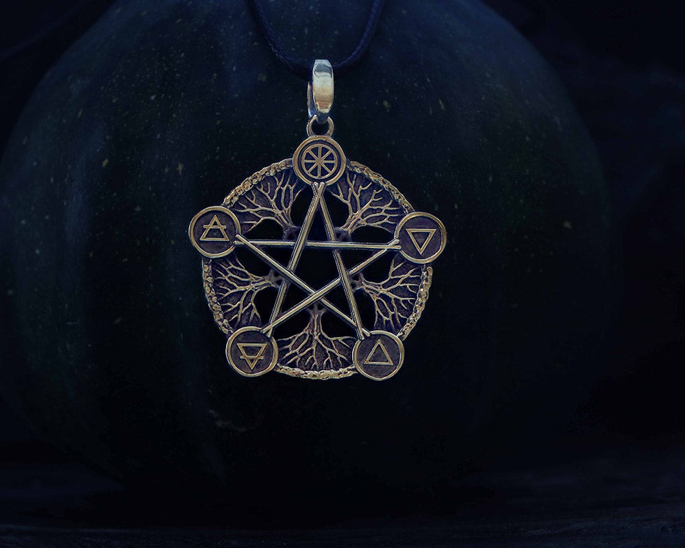 Pentagram Necklace made of Bronze