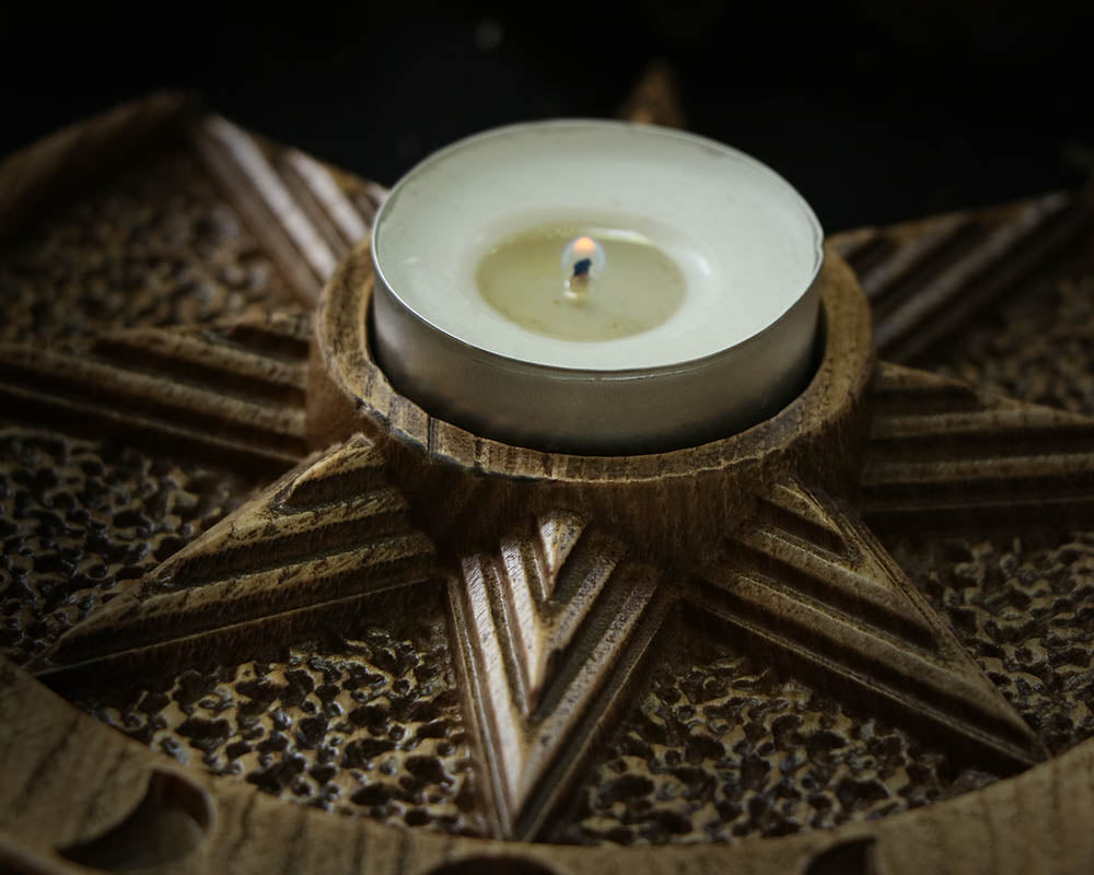 Ishtar candle holder