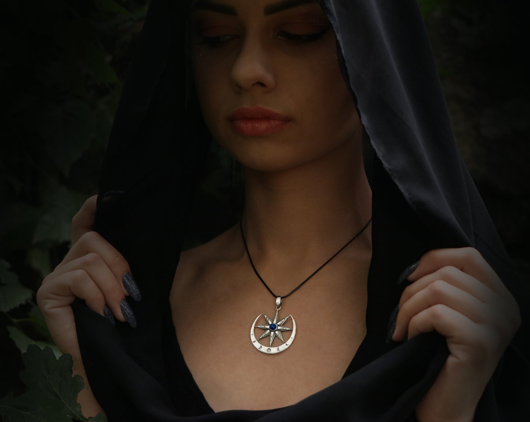 star of Inanna pendant with Lazuli