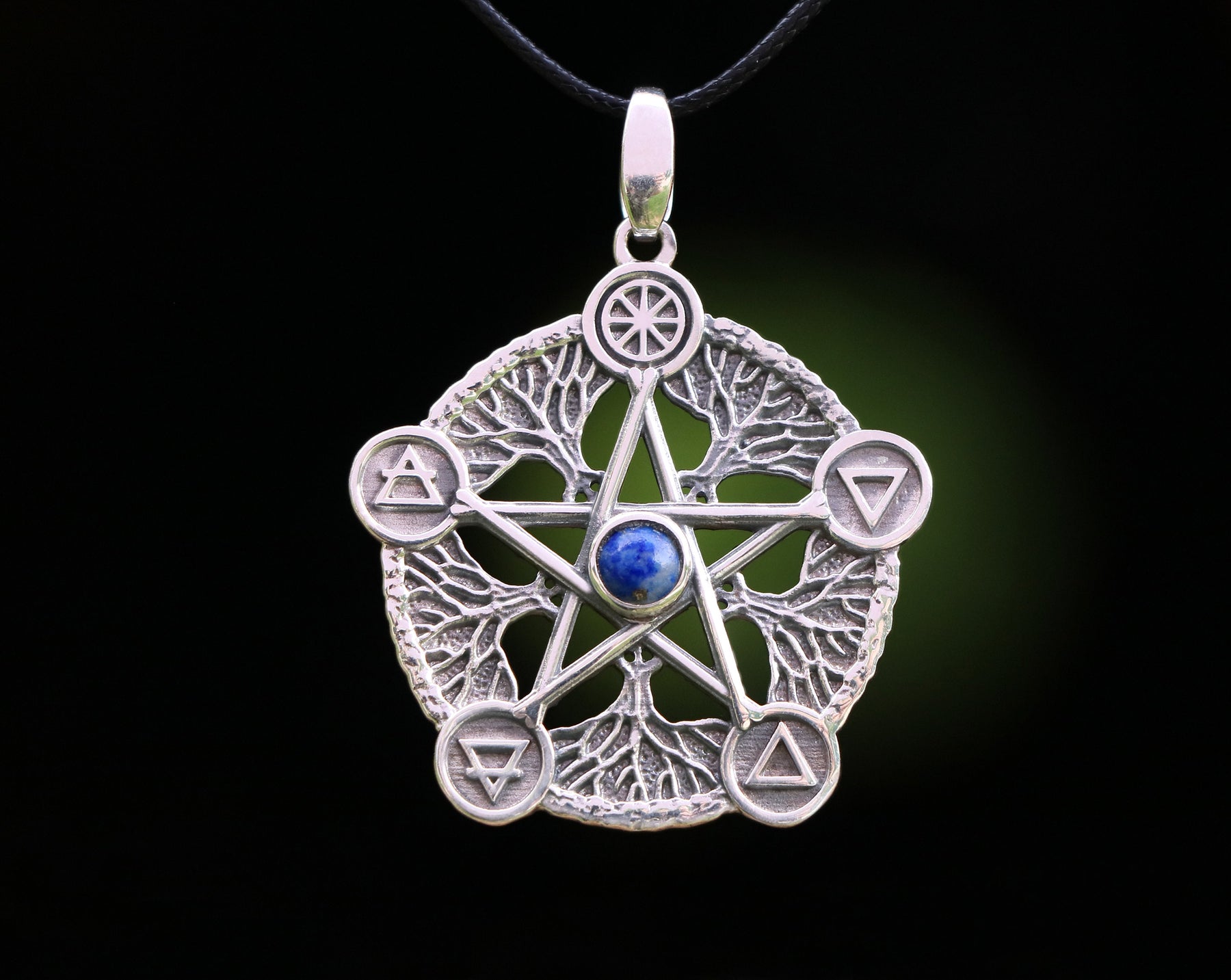 Pentagram pendant made of Sterling Silver with Lapis Lazuli
