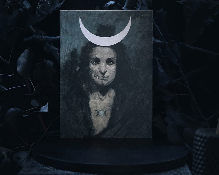 HECATE GODDESS for altar