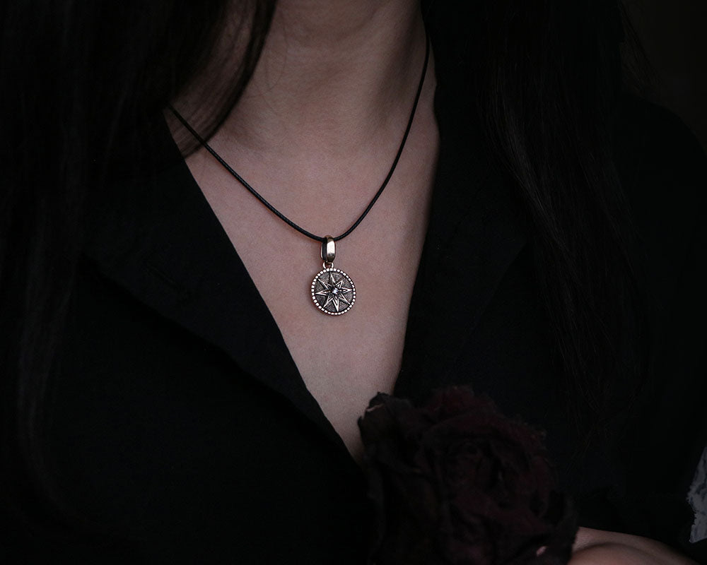 Innana necklace made of Bronze
