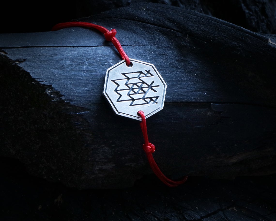 PROTECTION RUNE AMULET Bracelet