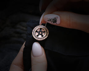 sewing pentagram button