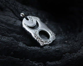 HECATE GODDESS Necklace