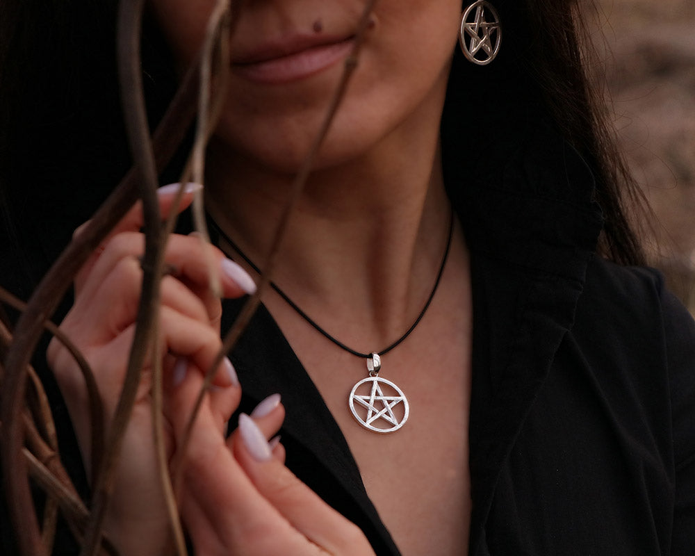 pentagram necklace made of Sterling Silver